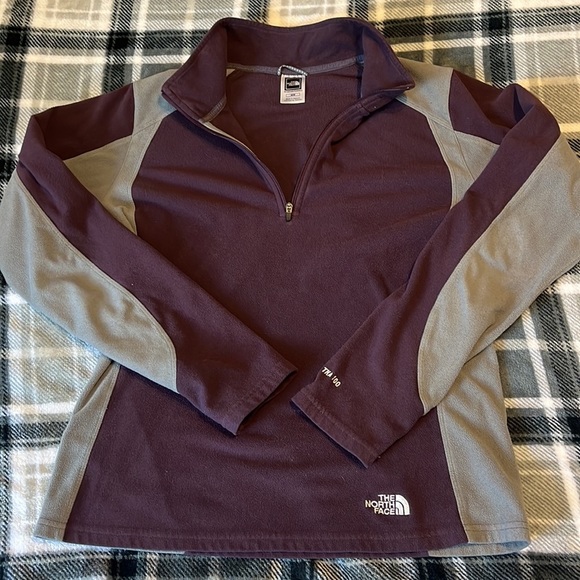 NORTH Face Purple/Gray Pull Over Size M T293 - Picture 5 of 5
